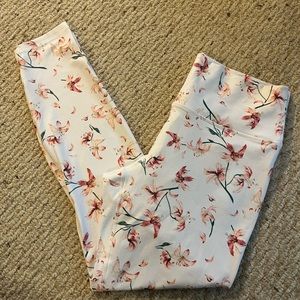 Fabletics Powerhold High Waist leggings Women’s size Large